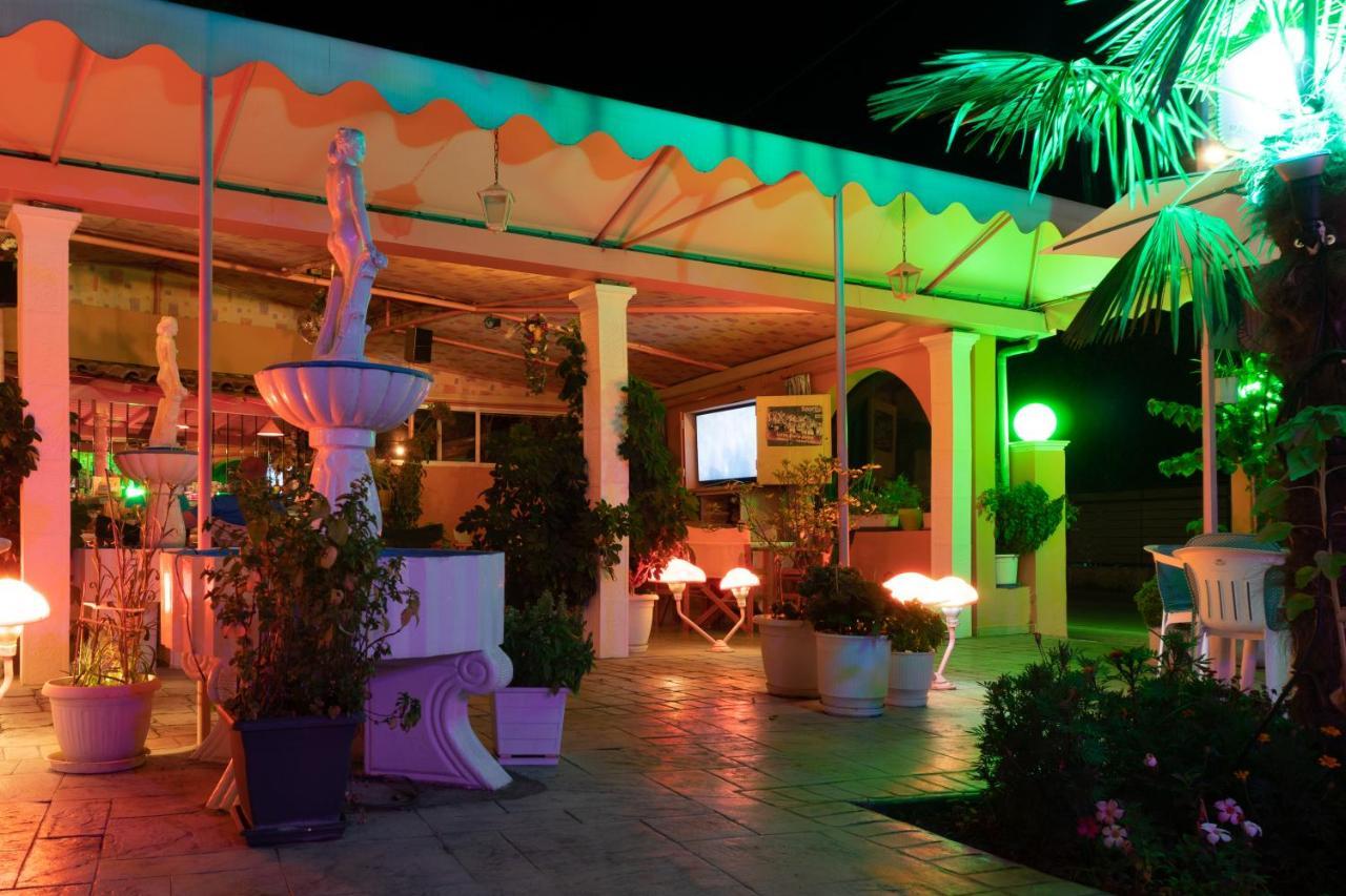 Billy'S Rooms Мораитика Экстерьер фото